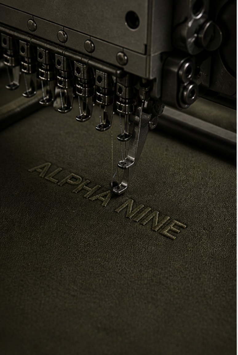 CONTRAST STITCHING